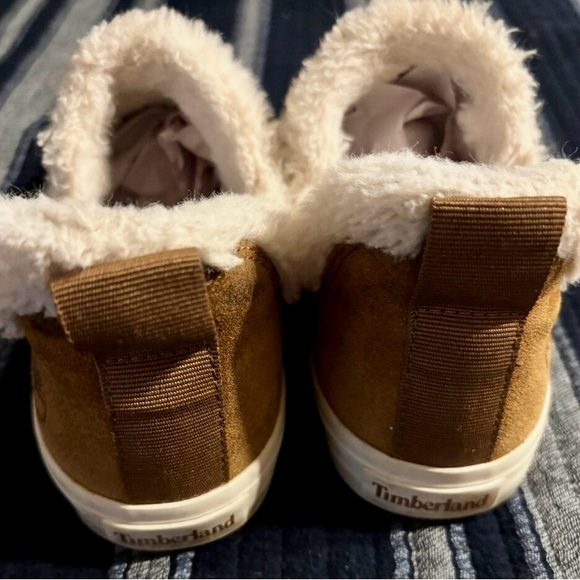 Timberland slip on winter shoes 7.5 - Picture 4 of 5